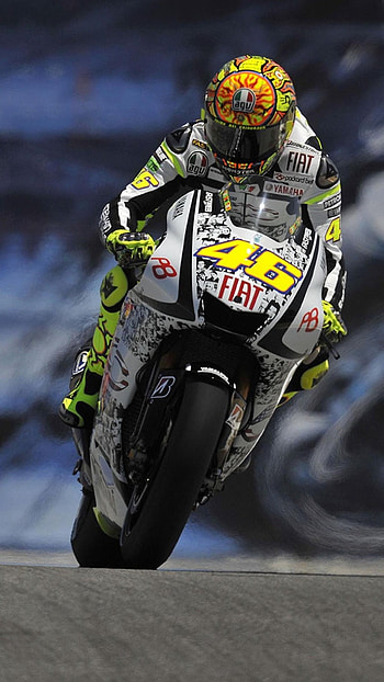 Valentino Rossi Ducati Bike : High Definition 2000Ã1331 Valentino Rossi (35 ) | Adorable | Pinterest ... HD phone wallpaper